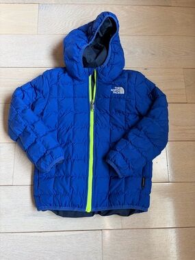 GUC North Face thermoball jacket size 5